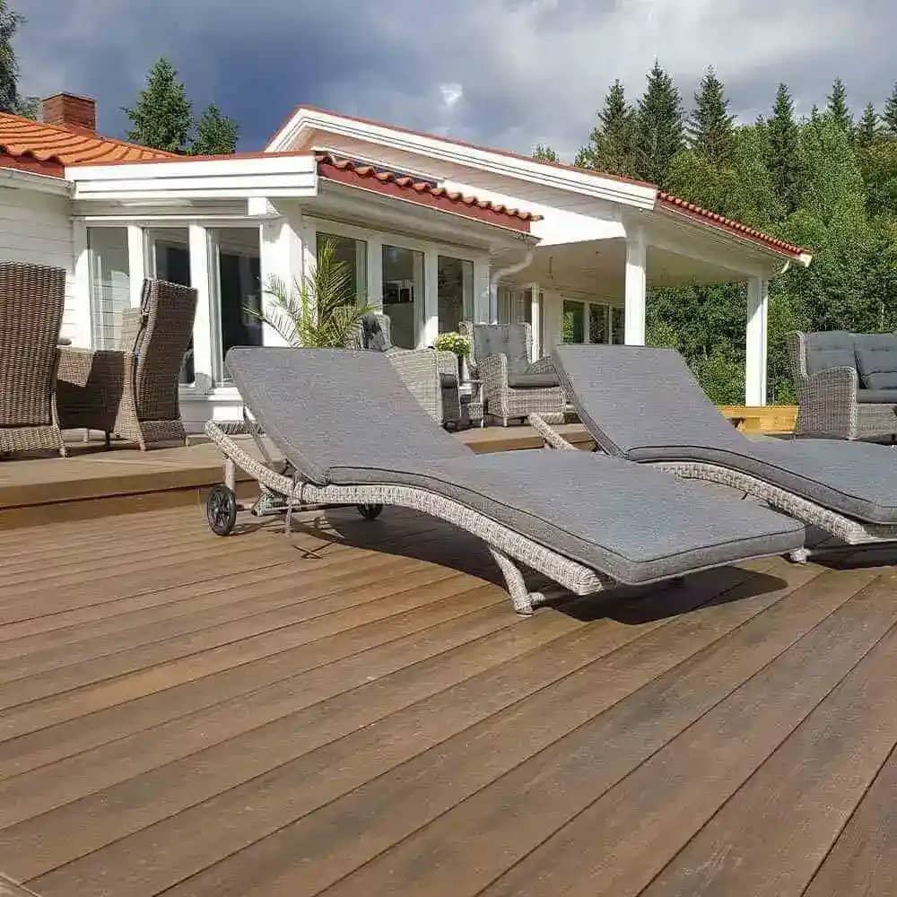 Maintenance of Composite Decking 